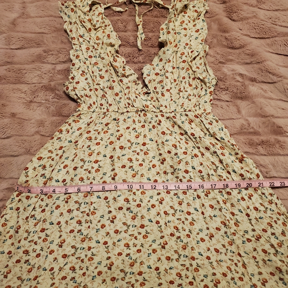 Cute Spring/summer dress - Picture 9 of 9